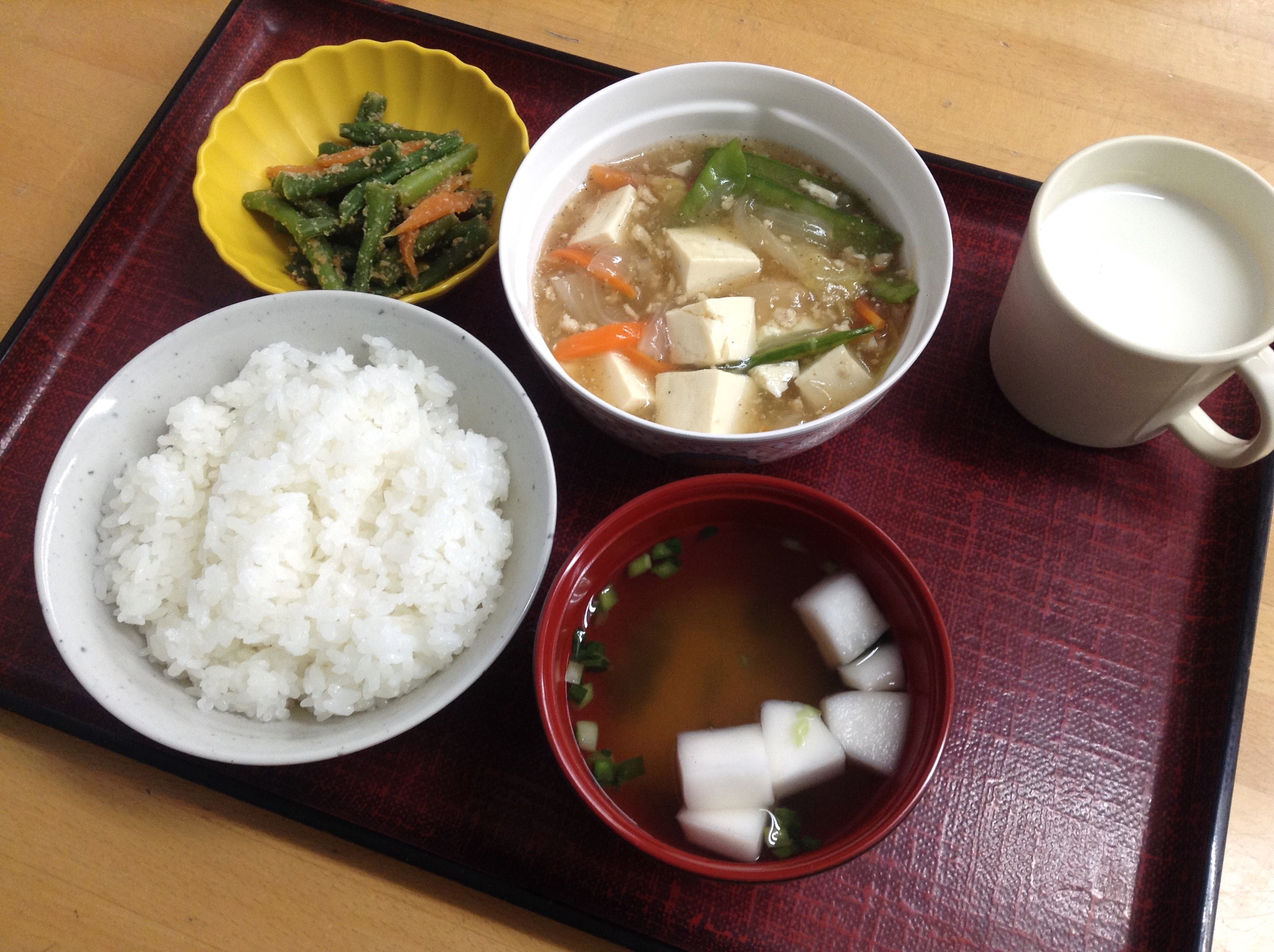 朝食